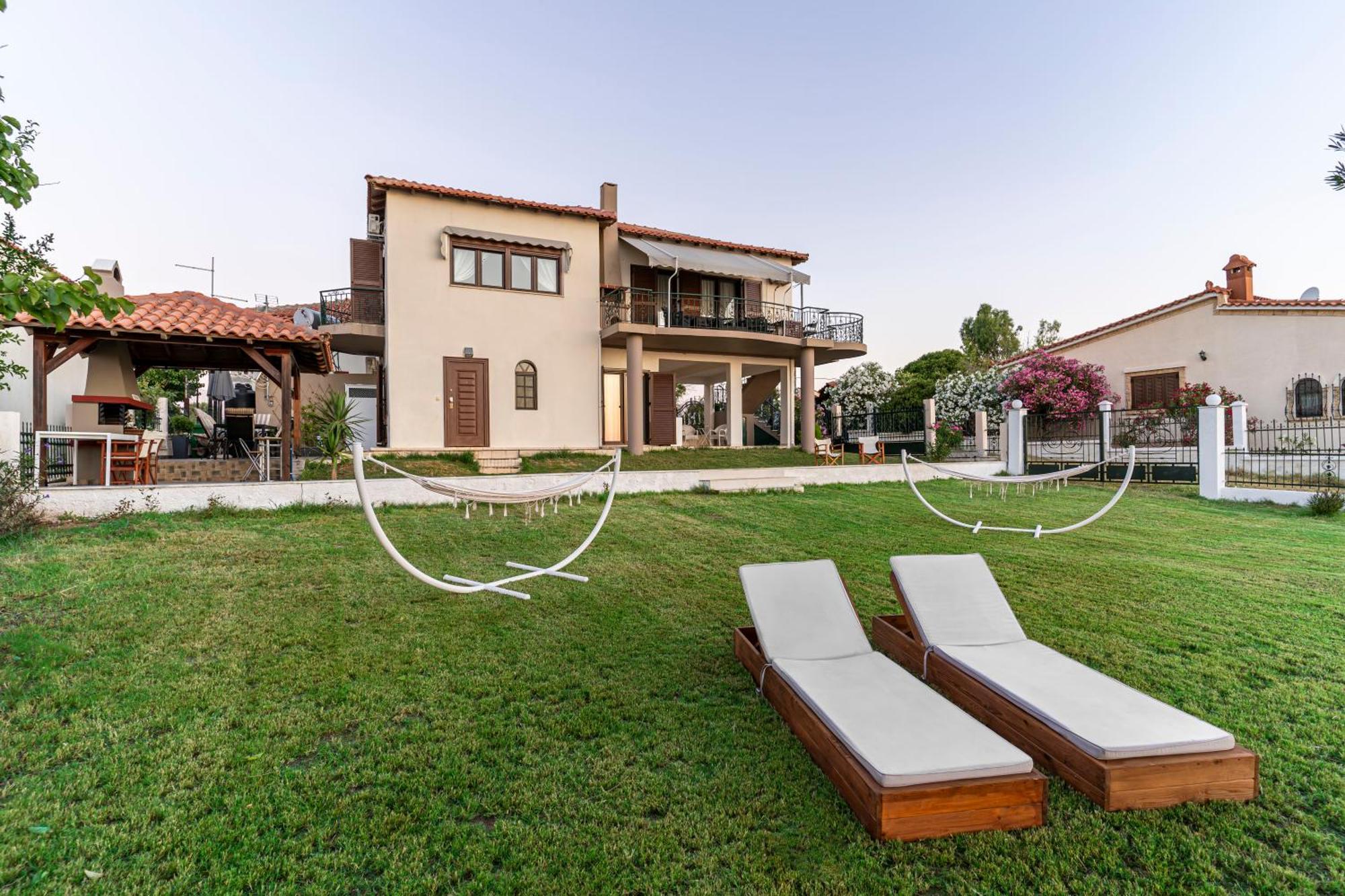 Villa Karolina เนอาโปติไดอา ภายนอก รูปภาพ